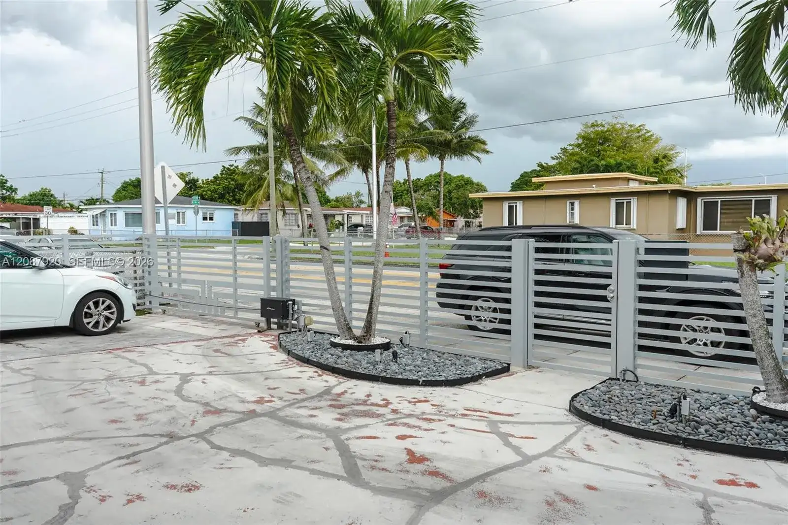 1621 E 6th Ave, Hialeah FL 33010 photo 5