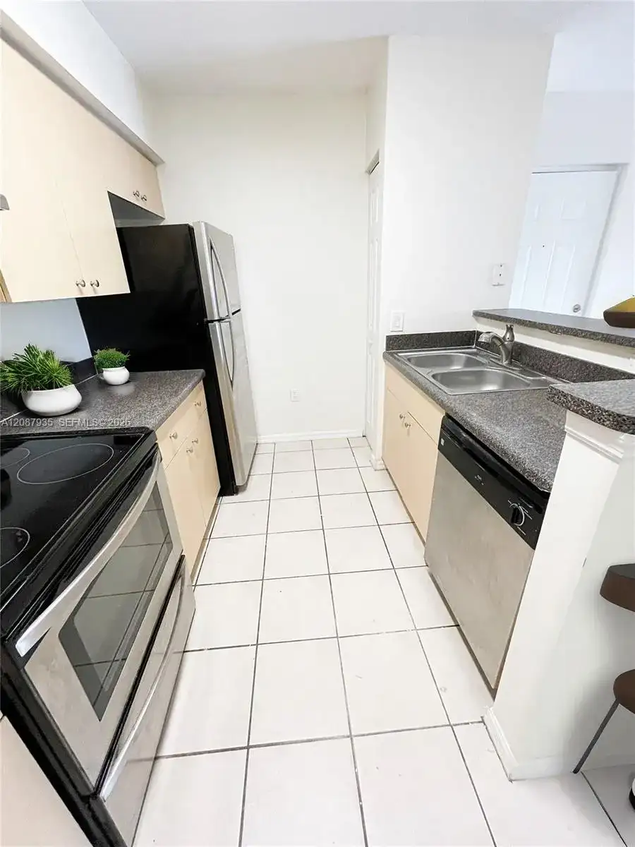 4081 San Marino Blvd # 206, West Palm Beach FL 33409 photo 2