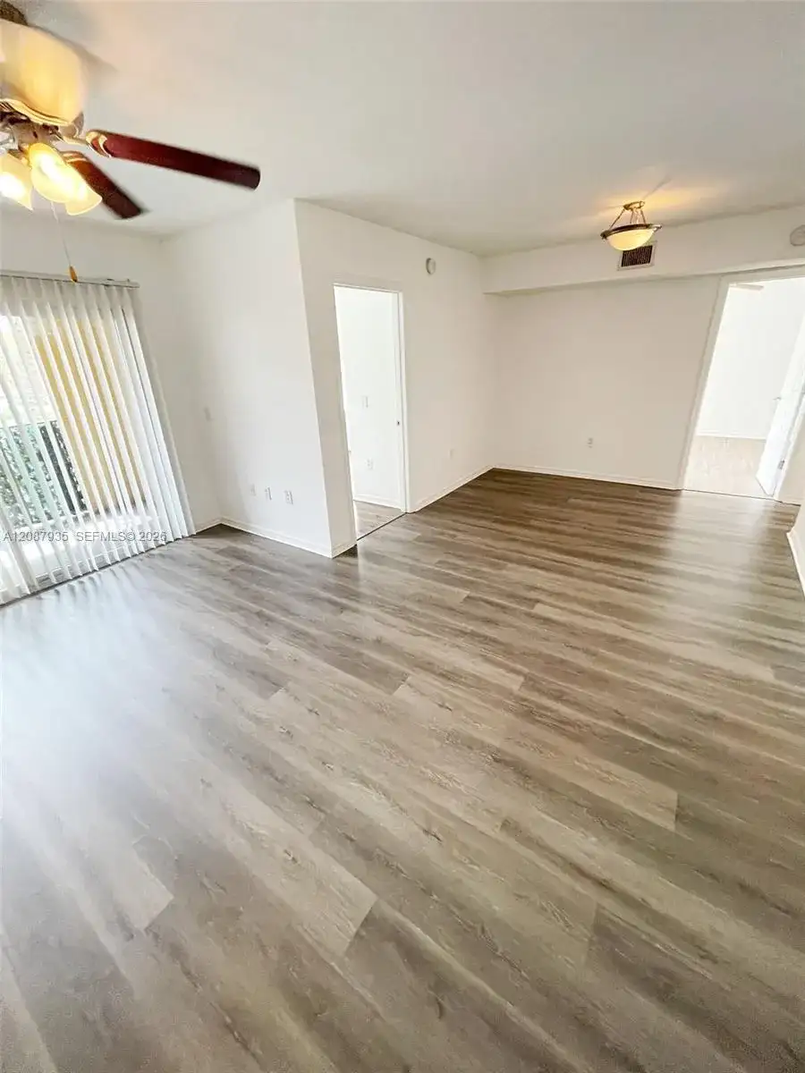 4081 San Marino Blvd # 206, West Palm Beach FL 33409 photo 4