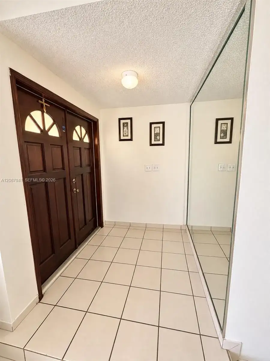12796 NW 102 CT, Hialeah Gardens FL 33018 photo 3