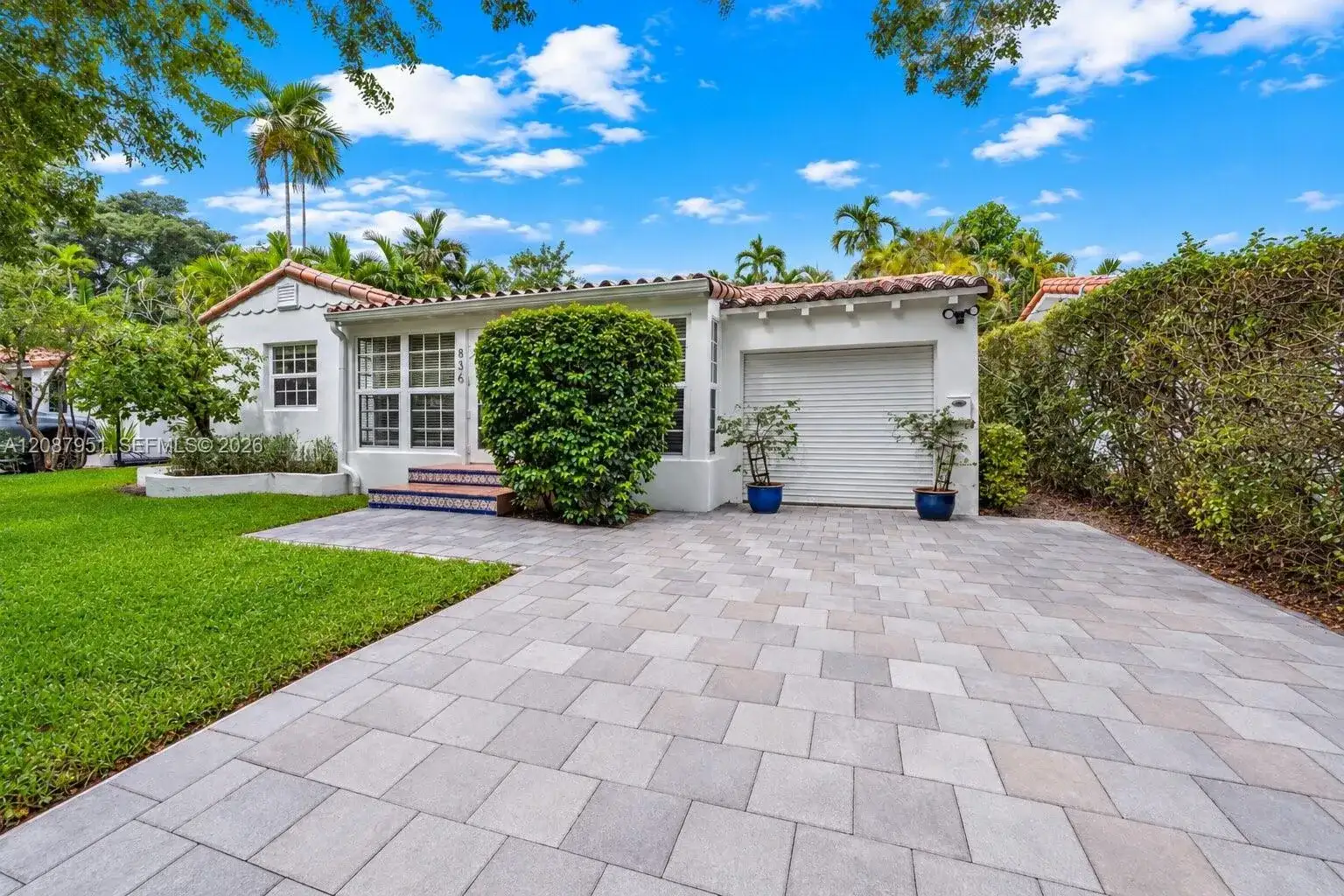 836 Alberca St, Coral Gables FL 33134 photo 3