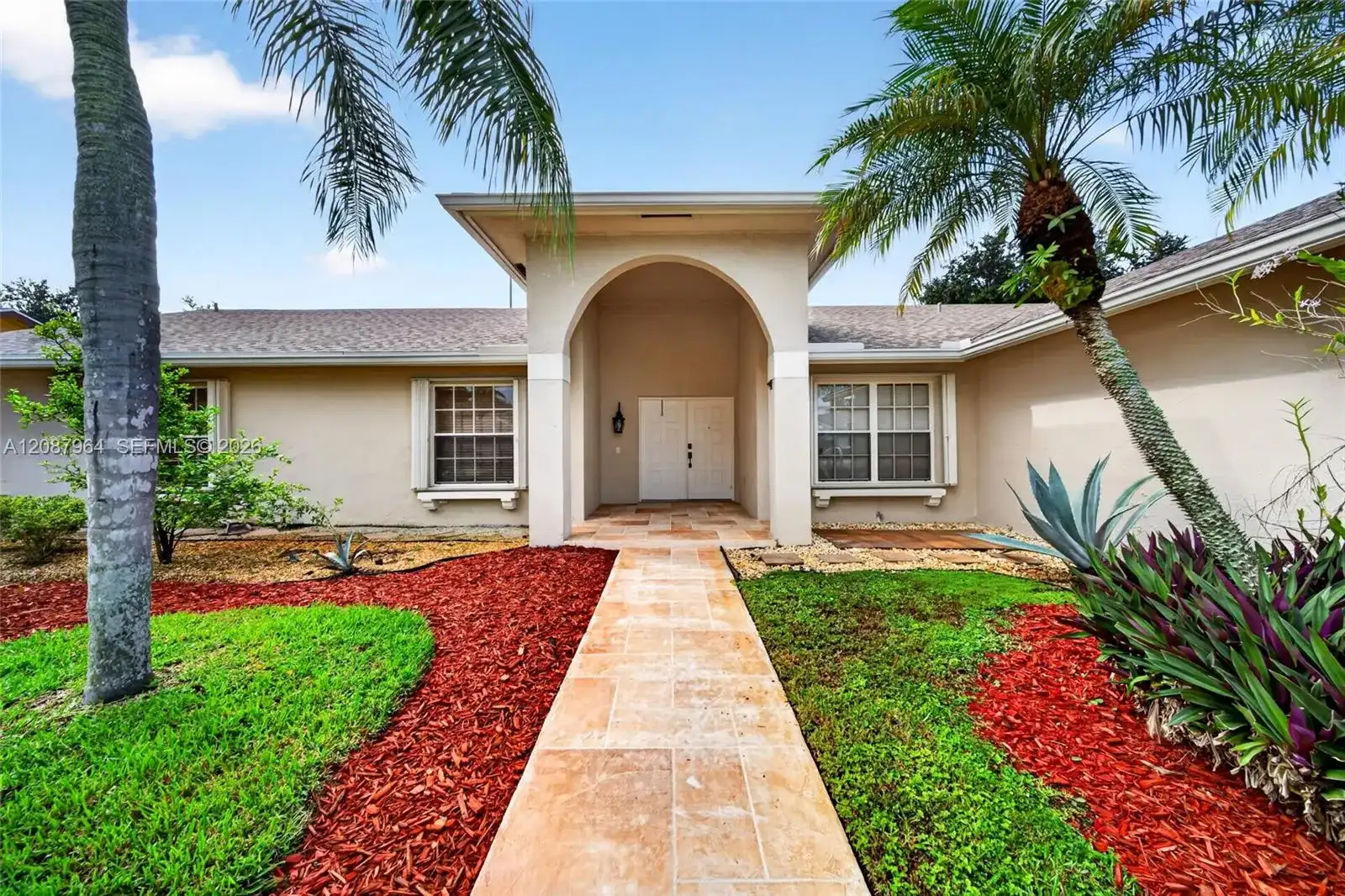 19960 NW 2nd St, Pembroke Pines FL 33029