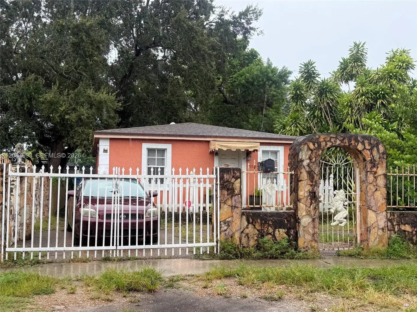 2118 NW 83rd St, Miami FL 33147 photo 2