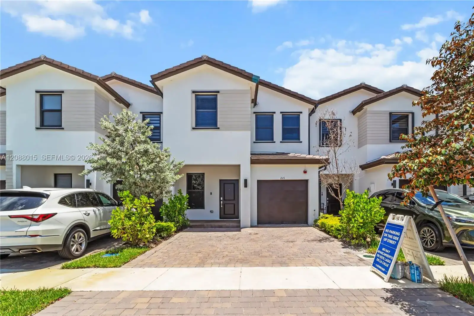 221 SW 159th Way, Pembroke Pines FL 33027