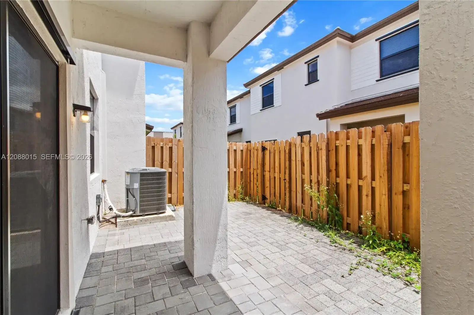221 SW 159th Way, Pembroke Pines FL 33027 photo 4