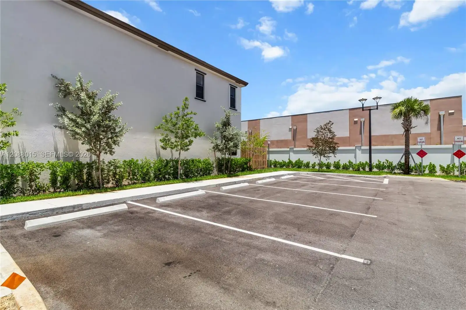 221 SW 159th Way, Pembroke Pines FL 33027 photo 5