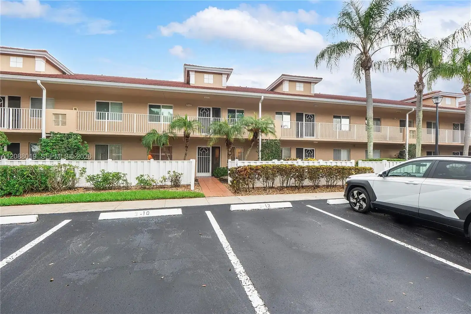 5952 Regal Glen Dr # 102, Boynton Beach FL 33437
