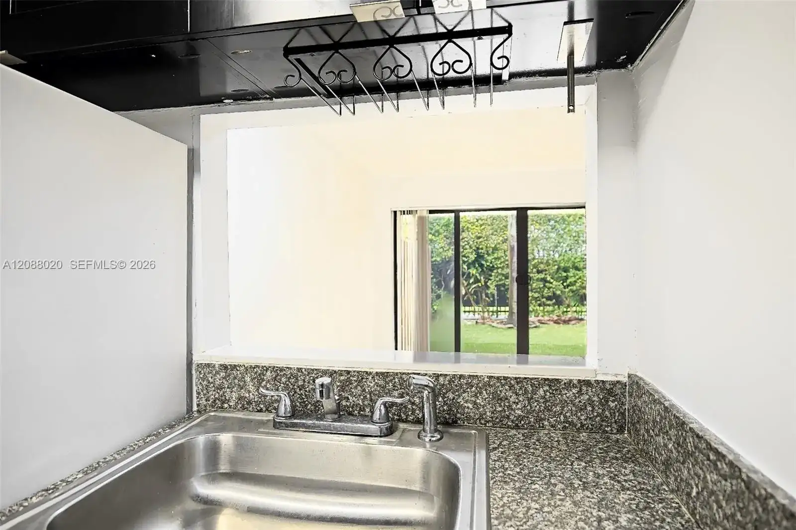 4271 NW 11th St # 2, Miami FL 33126 photo 2