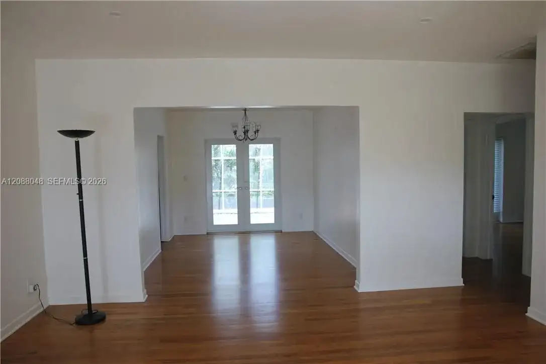 335 Candia Ave, Coral Gables FL 33134 photo 3