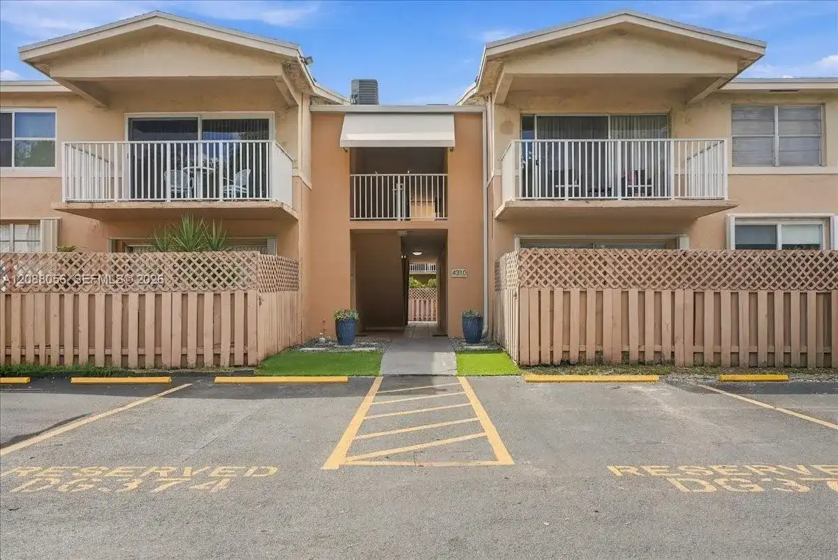 4310 NW 79th Ave # 2B, Doral FL 33166