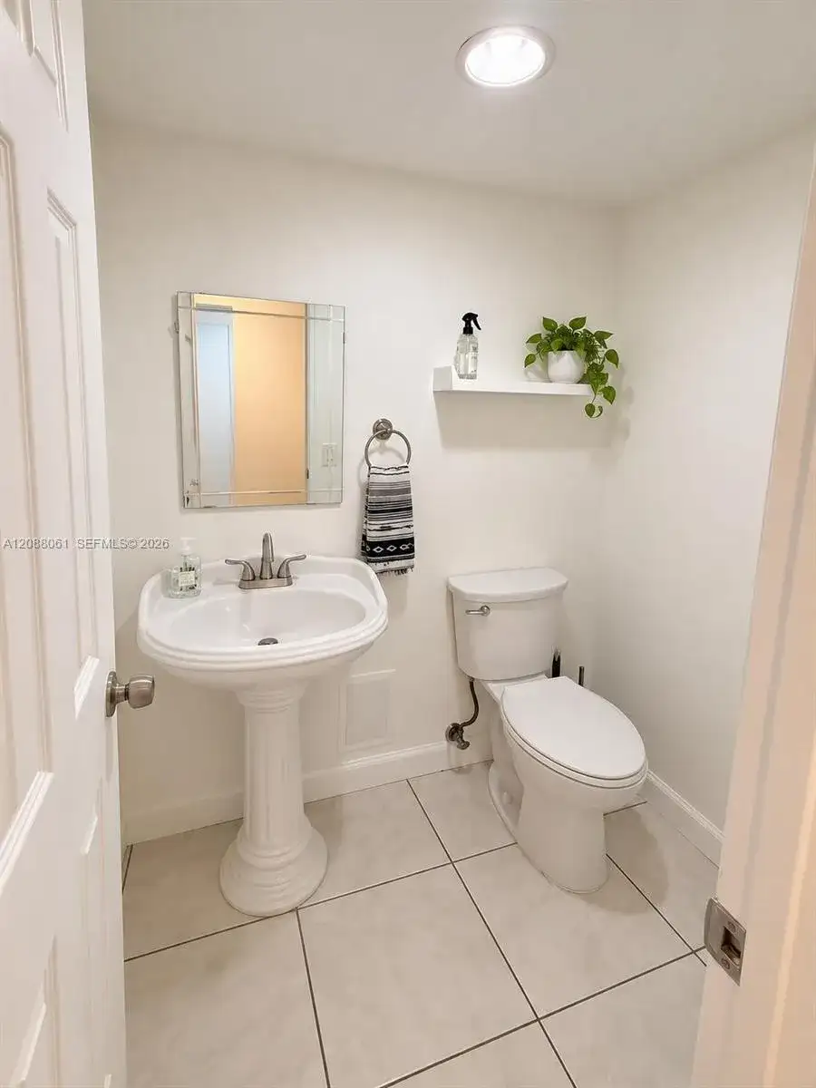 10625 SW 112th Ave # 111, Miami FL 33176 photo 5