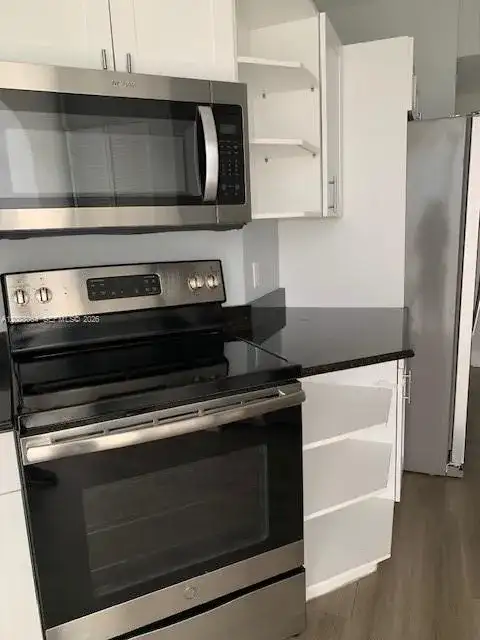 2425 SW 27th Ave # 1406, Miami FL 33145 photo 4