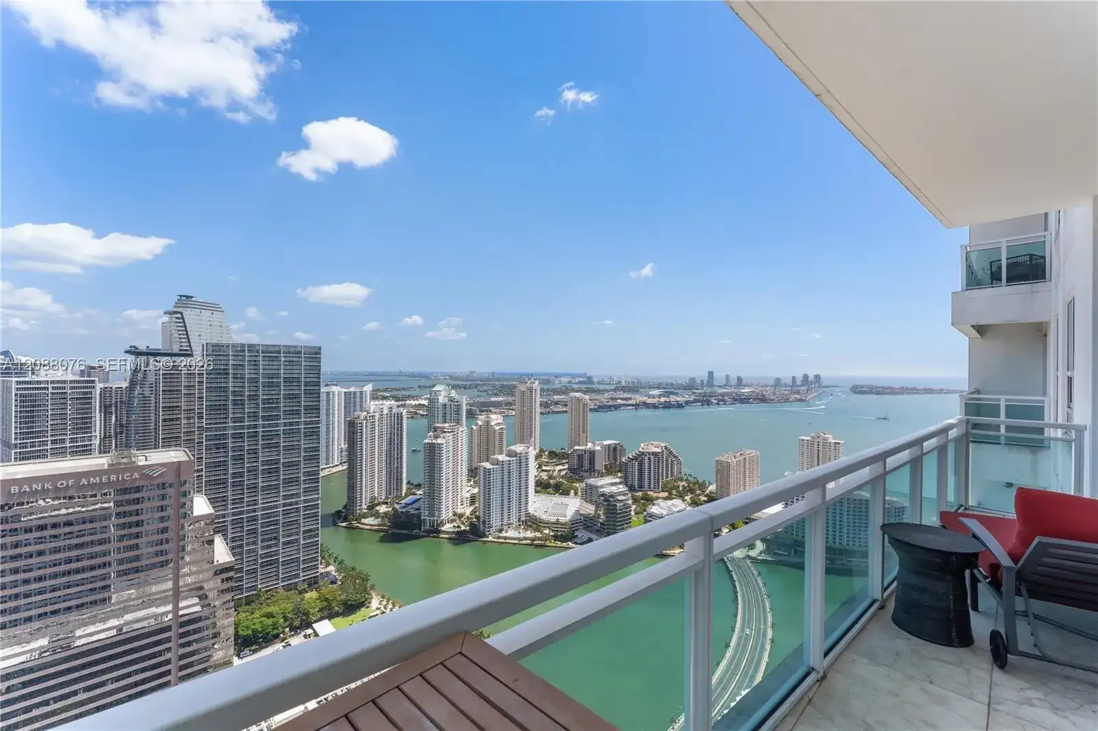 950 Brickell Bay Dr # 5506, Miami FL 33131 photo 4