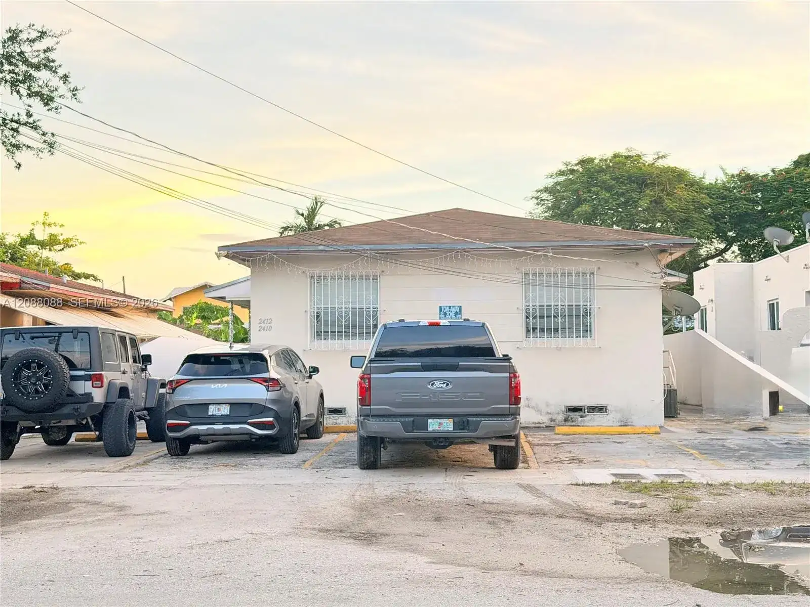 2410 NW 34th St # 2, Miami FL 33142 photo 2