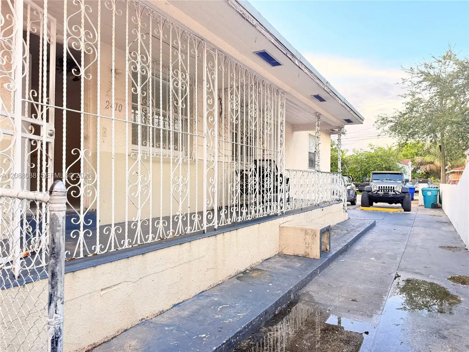 2410 NW 34th St # 2, Miami FL 33142 photo 3