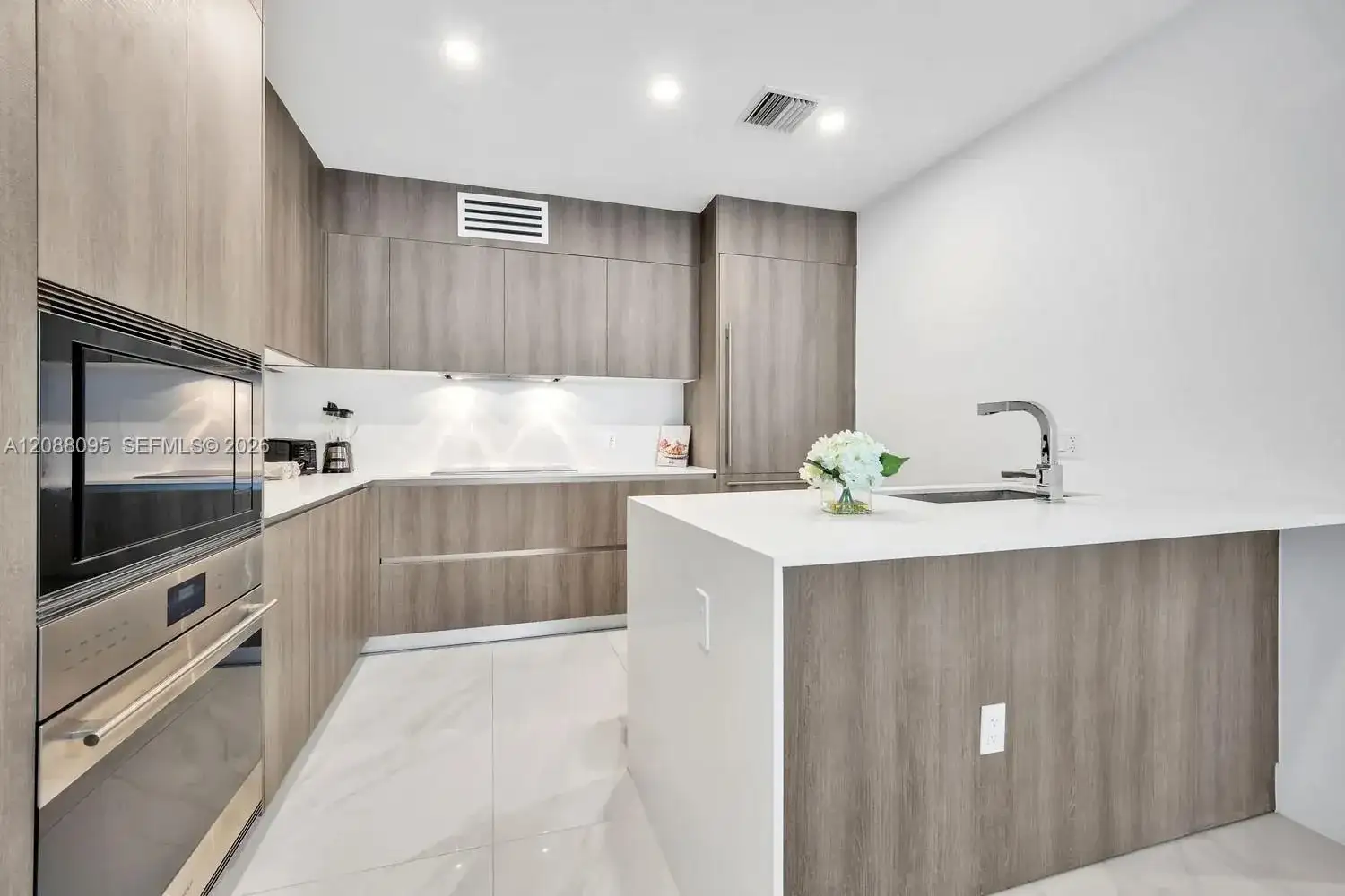17550 Collins Ave # 1003, Sunny Isles Beach FL 33160 photo 5