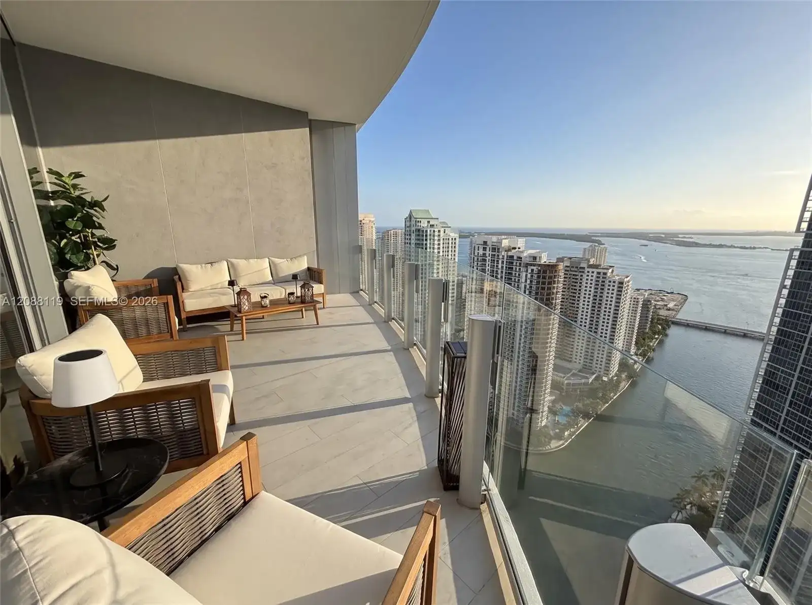 300 Biscayne Boulevard Way # 4007W, Miami FL 33131 photo 2