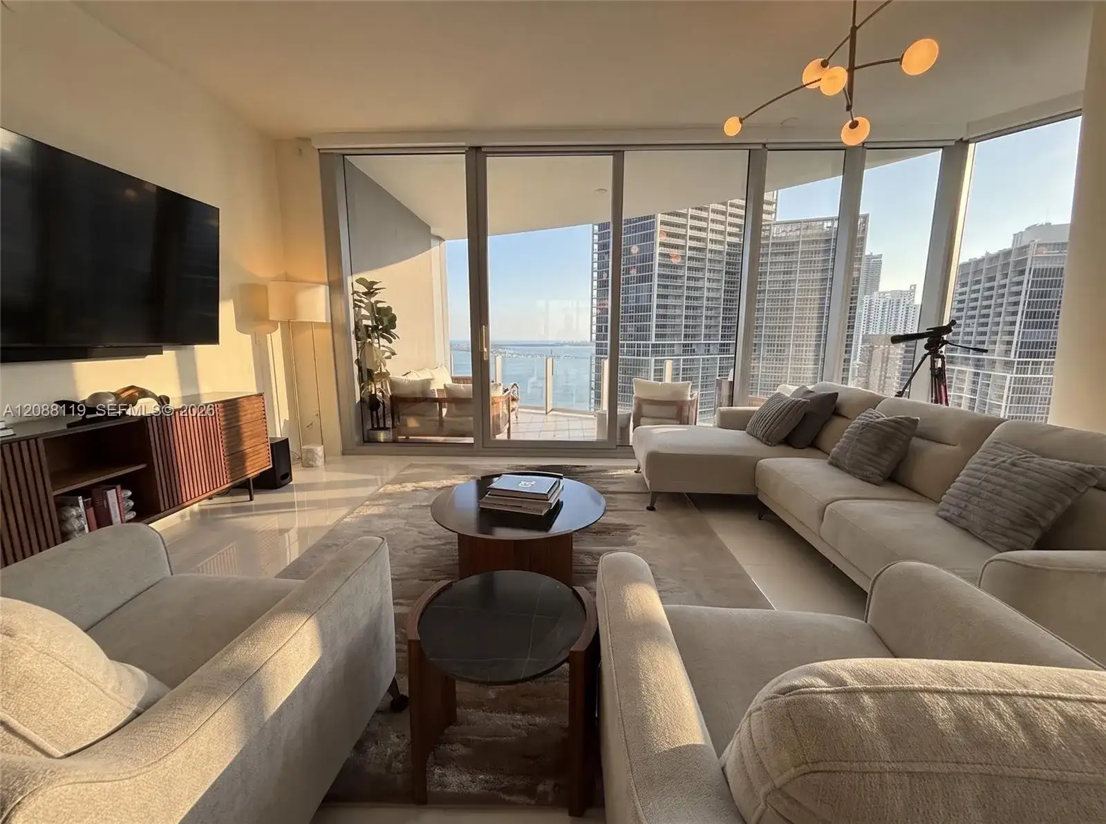 300 Biscayne Boulevard Way # 4007W, Miami FL 33131 photo 4