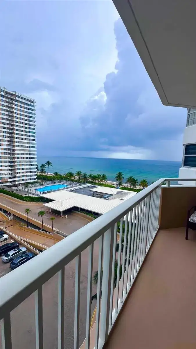 1980 S Ocean Dr # 8D, Hallandale Beach FL 33009 photo 3