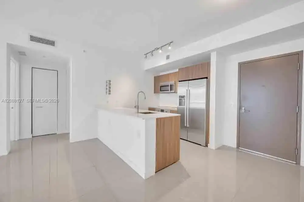 201 SW 17th Rd # 302, Miami FL 33129 photo 5