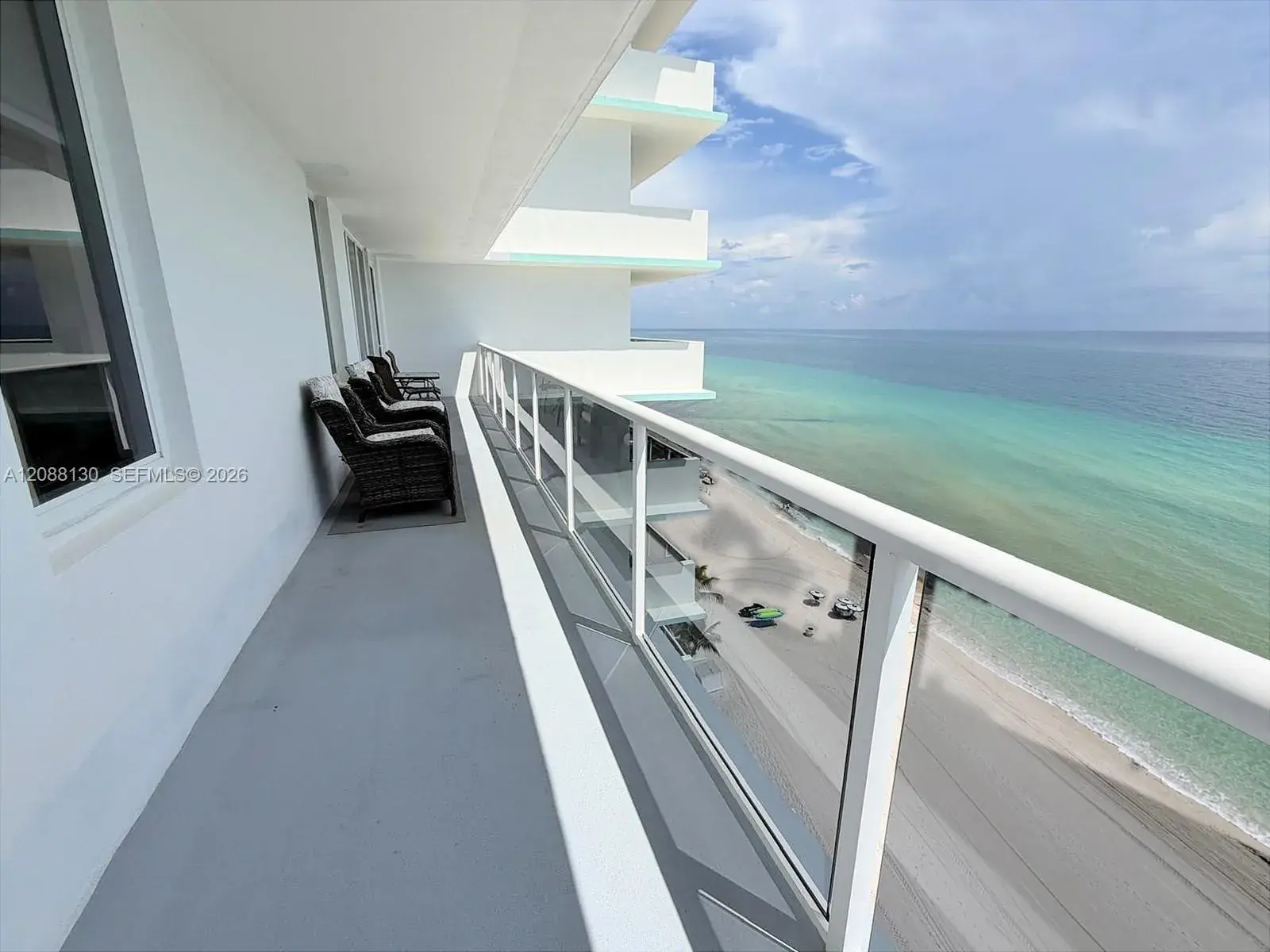 3725 S Ocean Dr # 1402, Hollywood FL 33019
