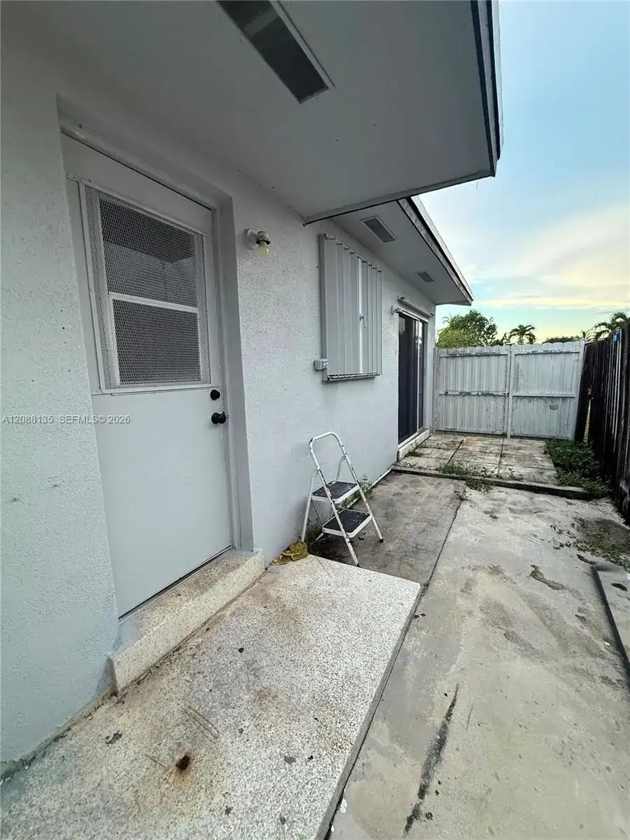 5709 SW 36th Ct # 0, West Park FL 33023 photo 4