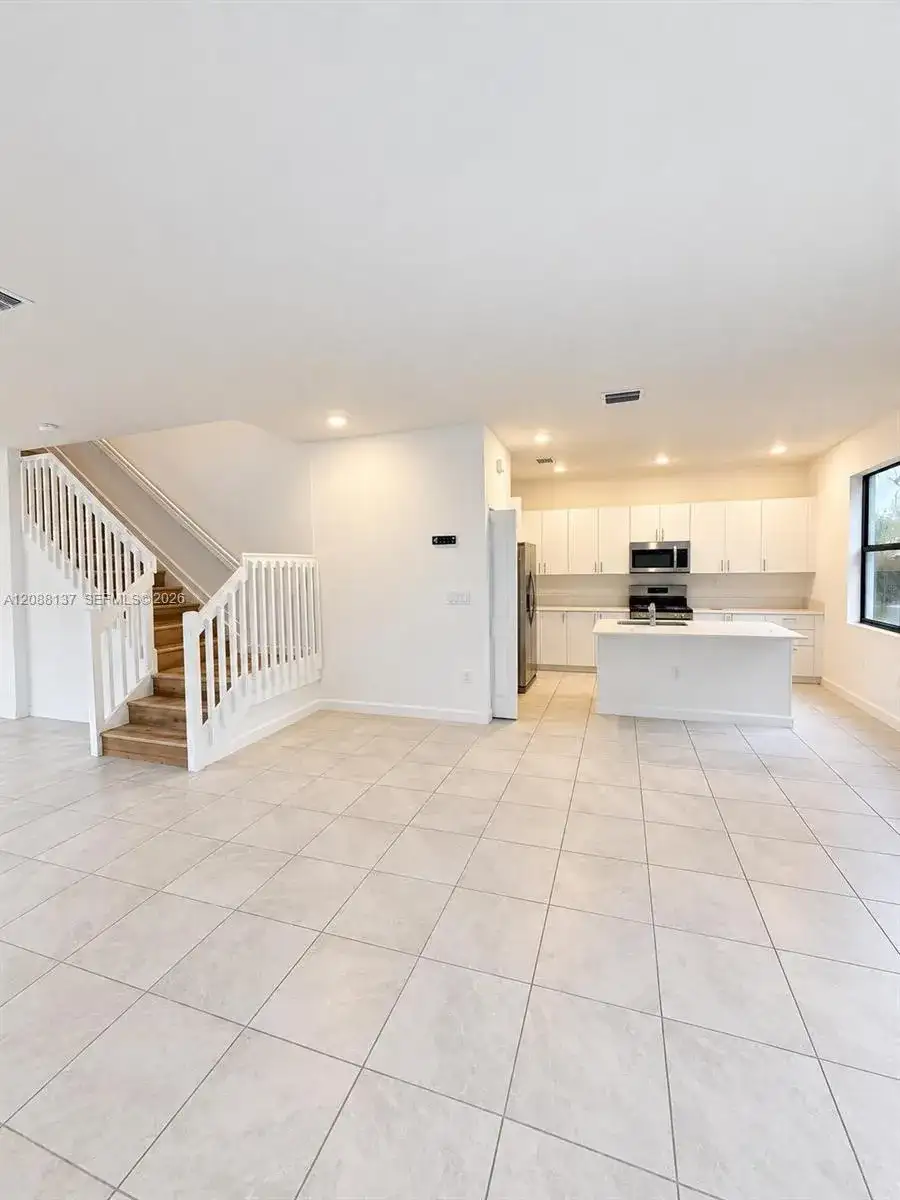 23185 SW 117th Path # 0, Miami FL 33170 photo 4