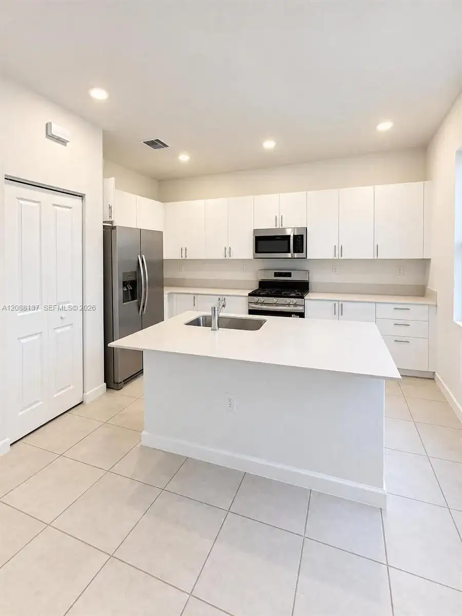 23185 SW 117th Path # 0, Miami FL 33170 photo 5