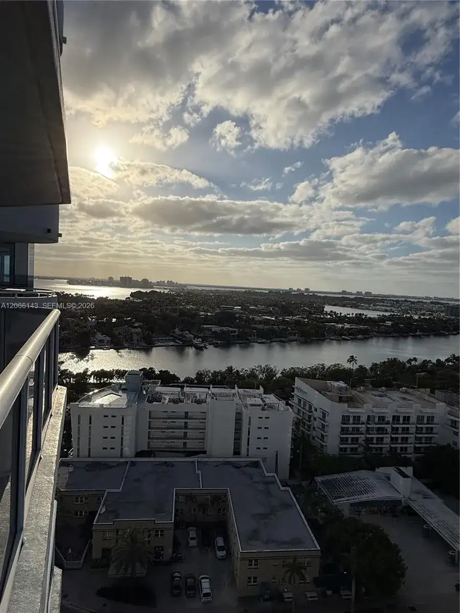 6301 Collins Ave # 2108, Miami Beach FL 33141 photo 5