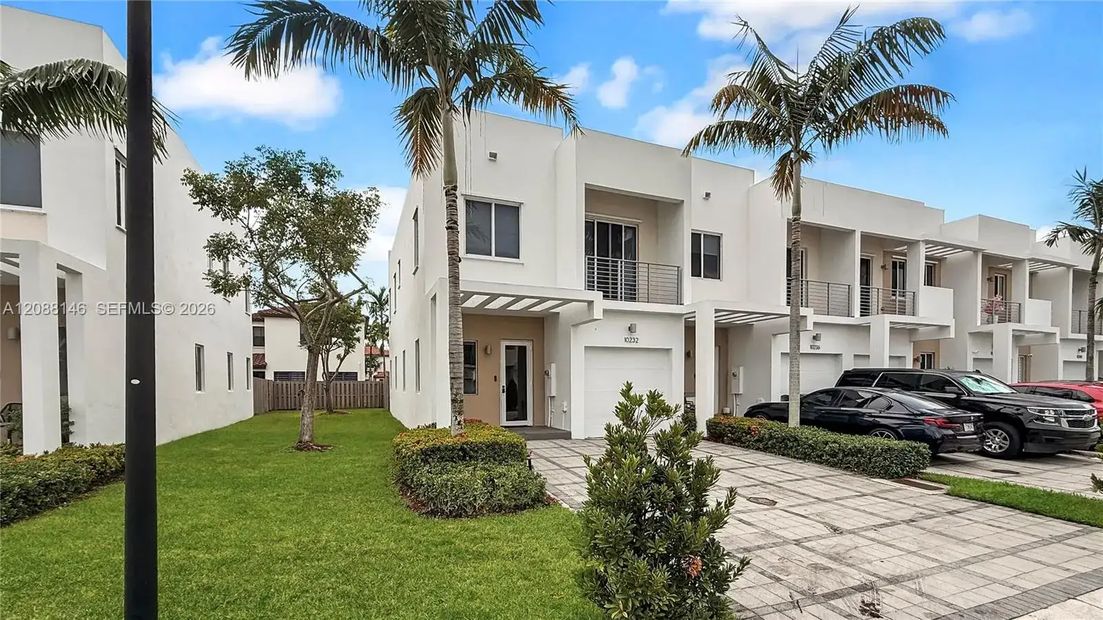 10232 NW 71st Ter # 10232, Doral FL 33178 photo 2