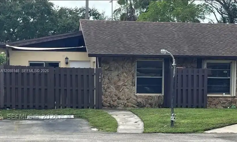 140 Fox Rd # 46, Hollywood FL 33024 photo 2
