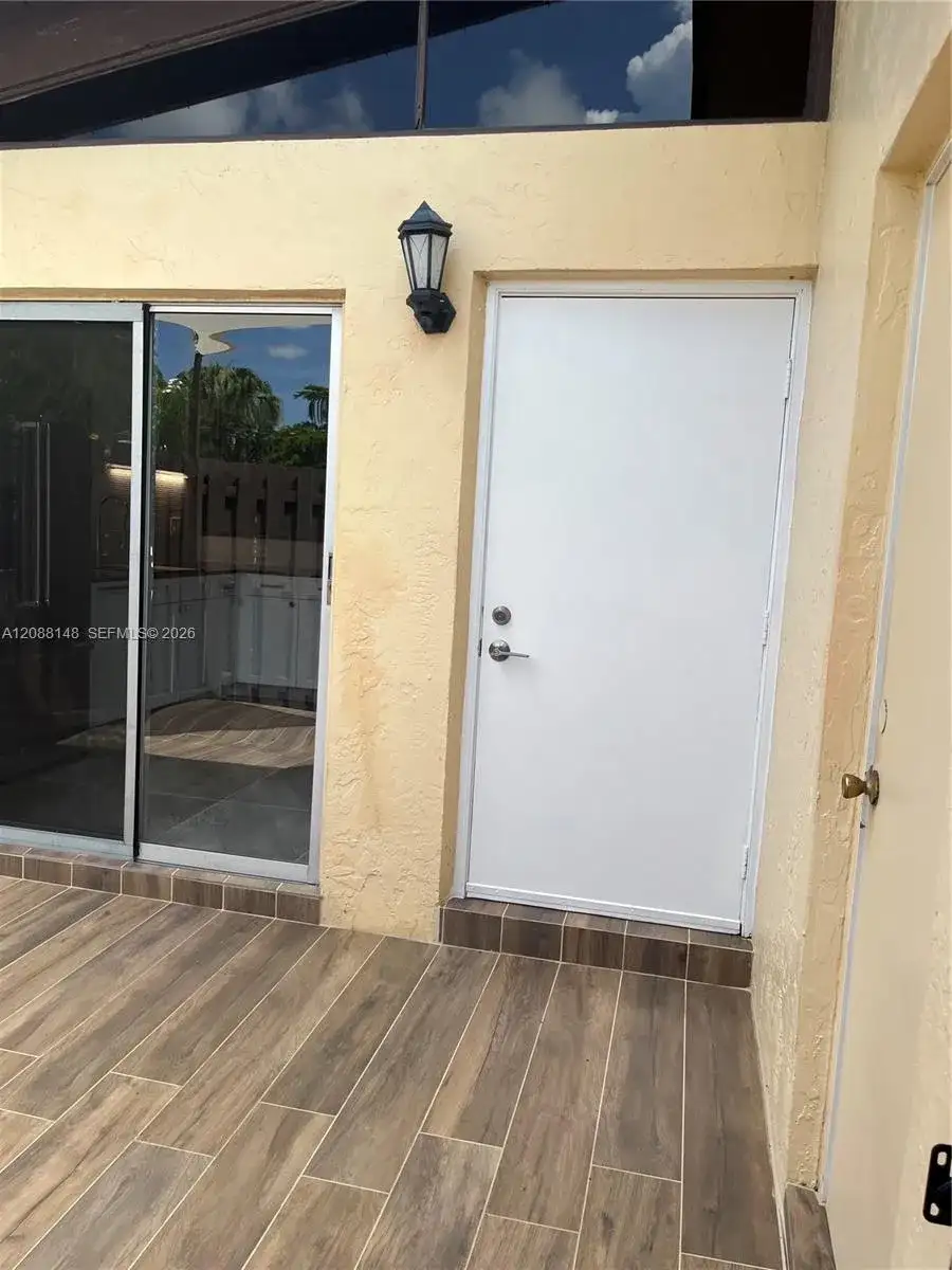 140 Fox Rd # 46, Hollywood FL 33024 photo 5