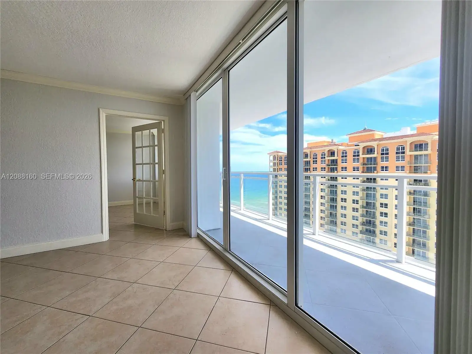 2030 S Ocean Dr # 1710, Hallandale Beach FL 33009