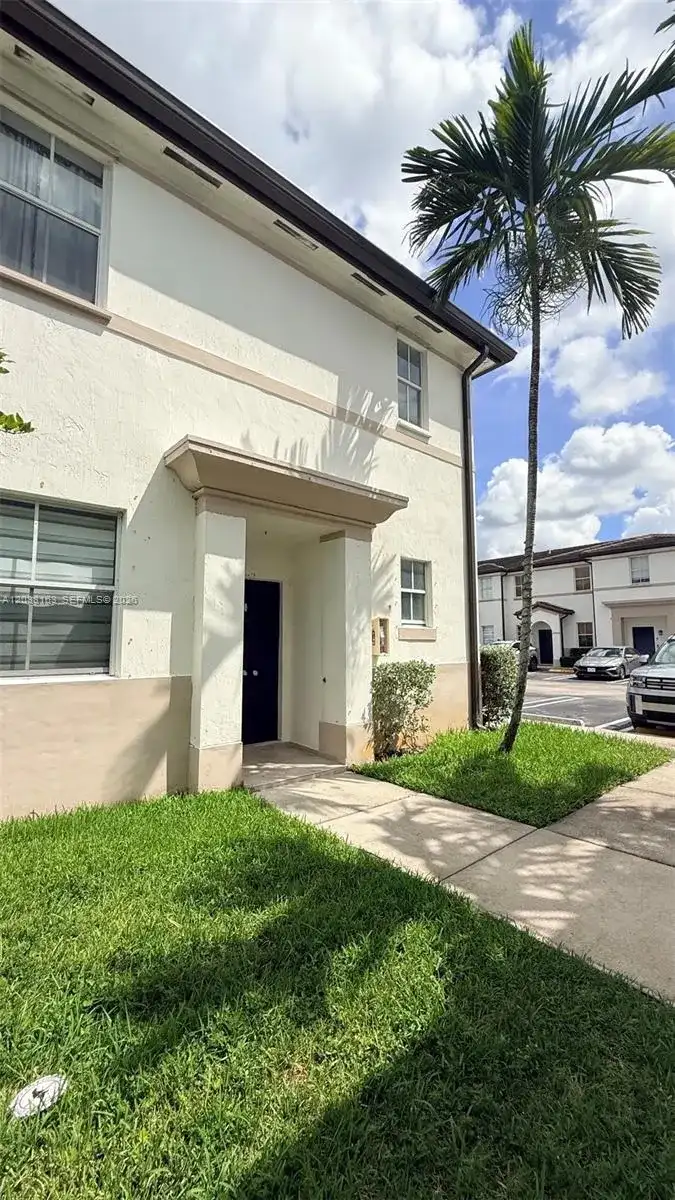 8177 W 36th Ave # 7, Hialeah FL 33018