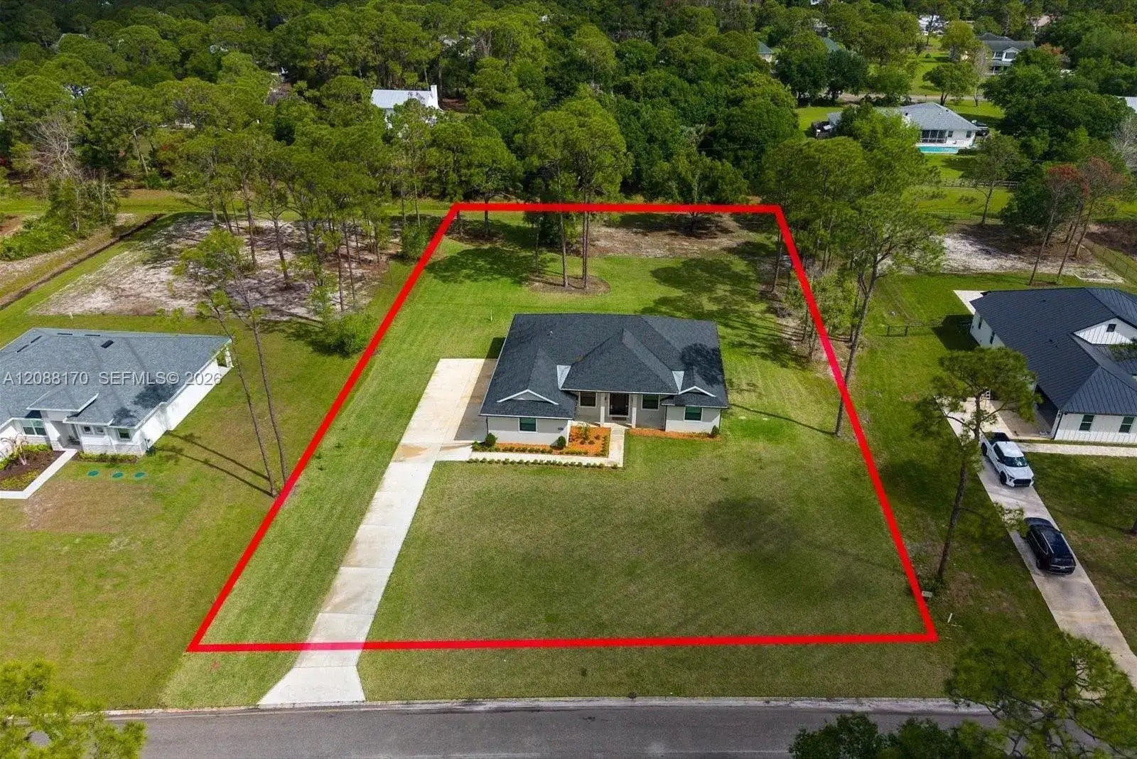 10630 Sugar Pine Dr, Fort Pierce FL 34945 photo 2