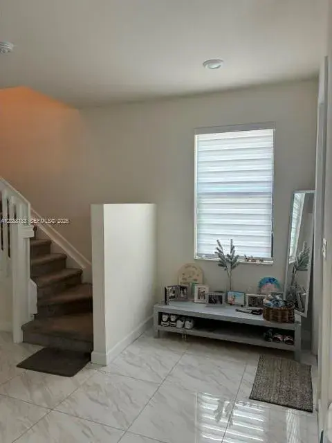 3337 W 105th Ter, Hialeah FL 33018