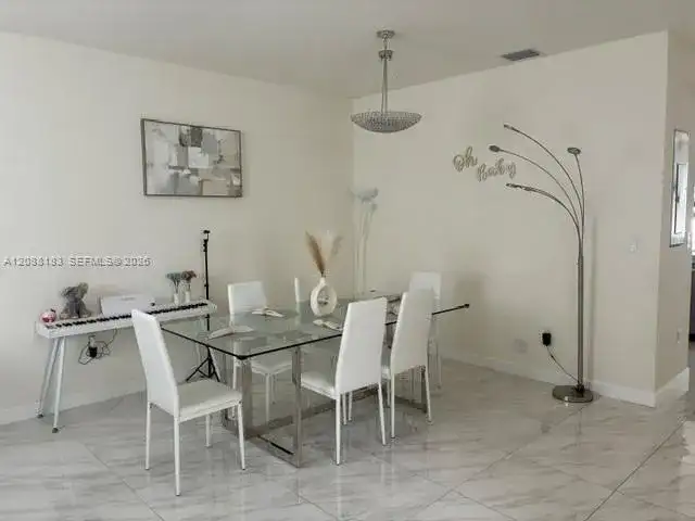3337 W 105th Ter, Hialeah FL 33018 photo 5
