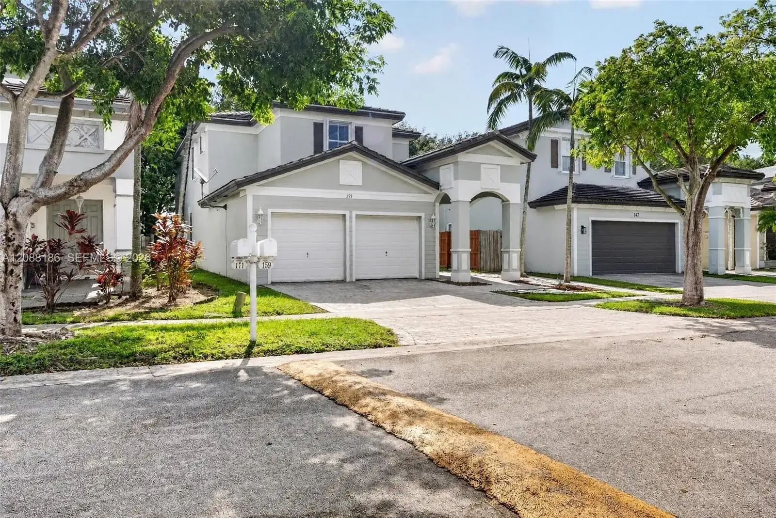 159 NE 36th Ter, Homestead FL 33033 photo 2