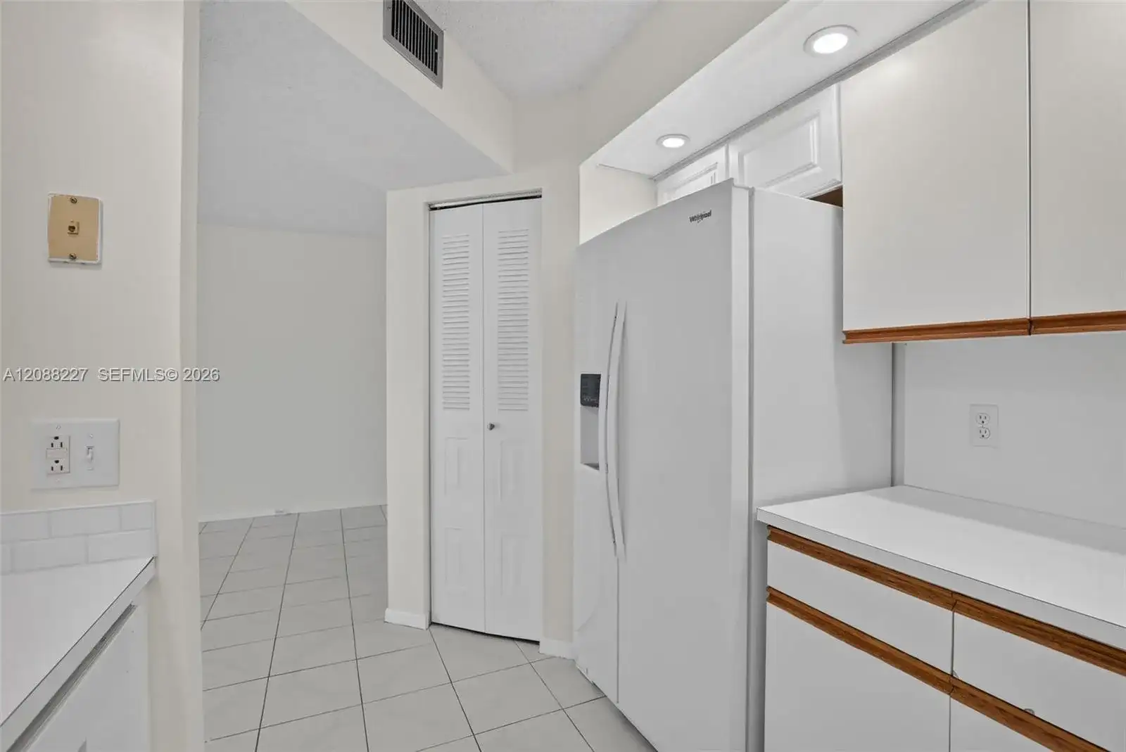 1200 SW 125th Ave # 212L, Pembroke Pines FL 33027 photo 5