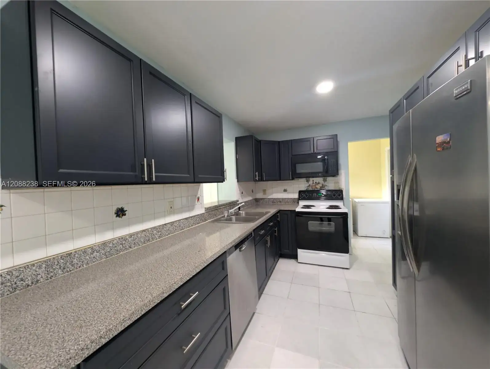 2912 Sunshine Blvd, Miramar FL 33023 photo 2