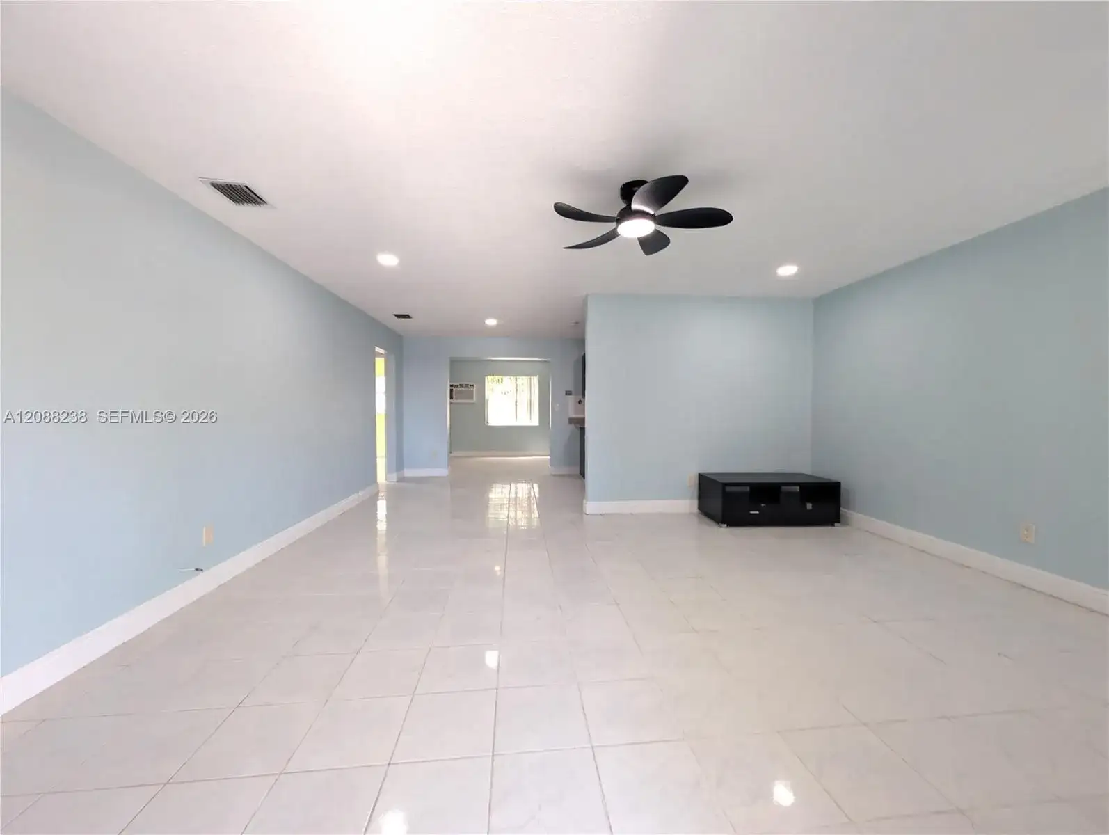2912 Sunshine Blvd, Miramar FL 33023 photo 3