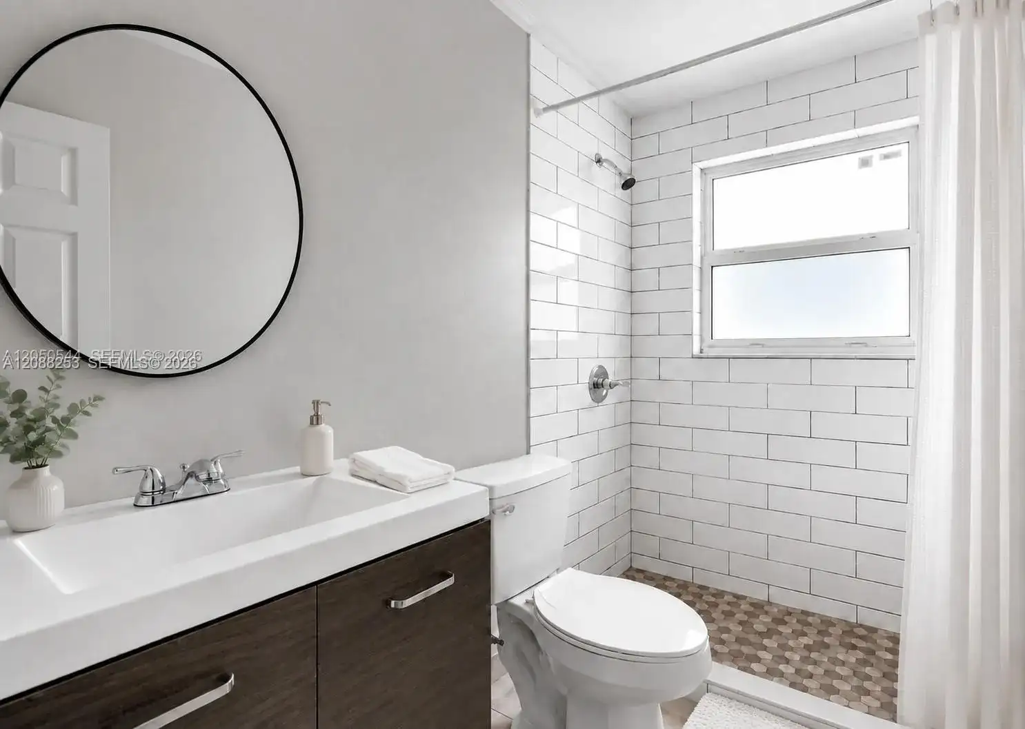 1245 W 24th St # 219, Hialeah FL 33010 photo 3
