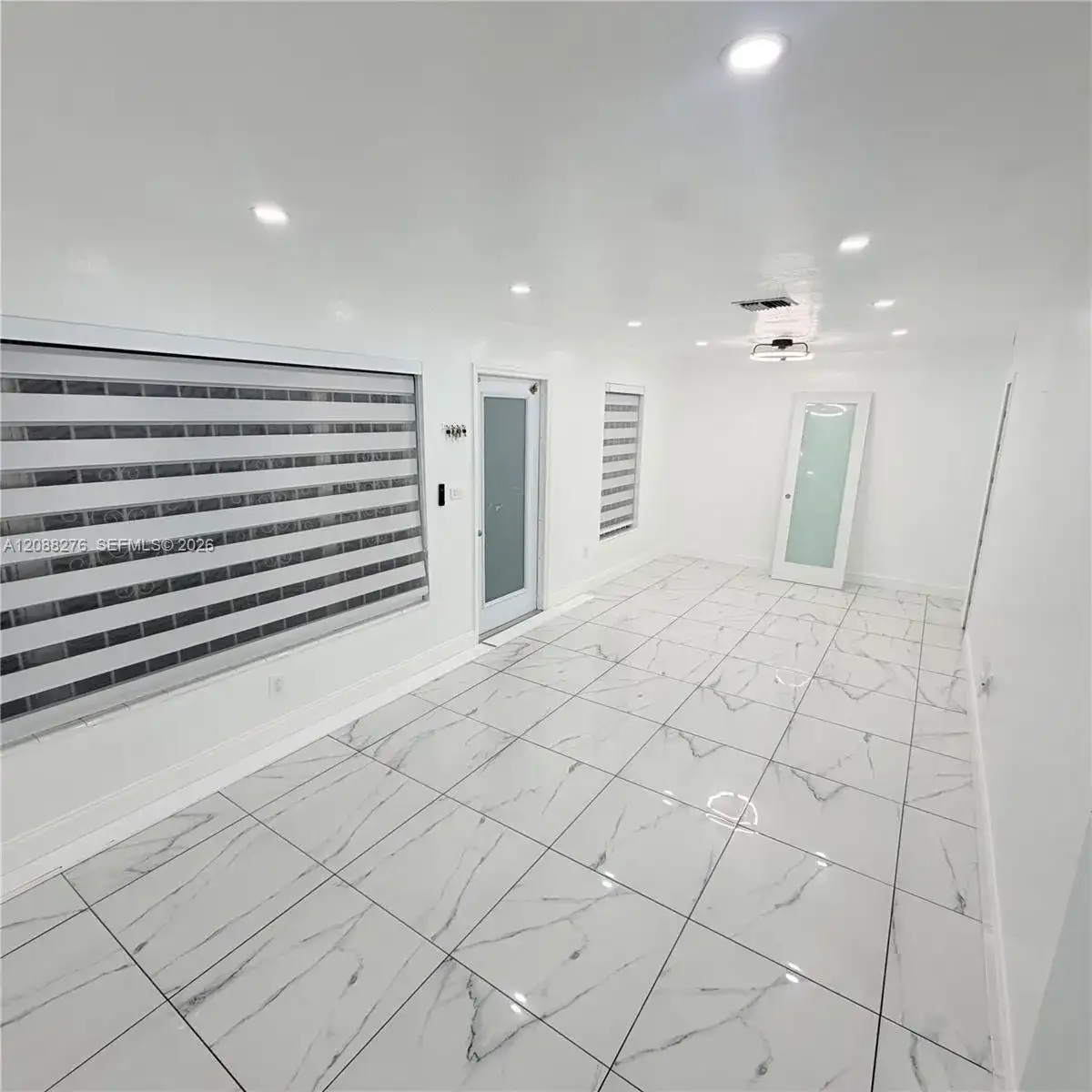 10305 SW 149th Ter, Miami FL 33176 photo 2