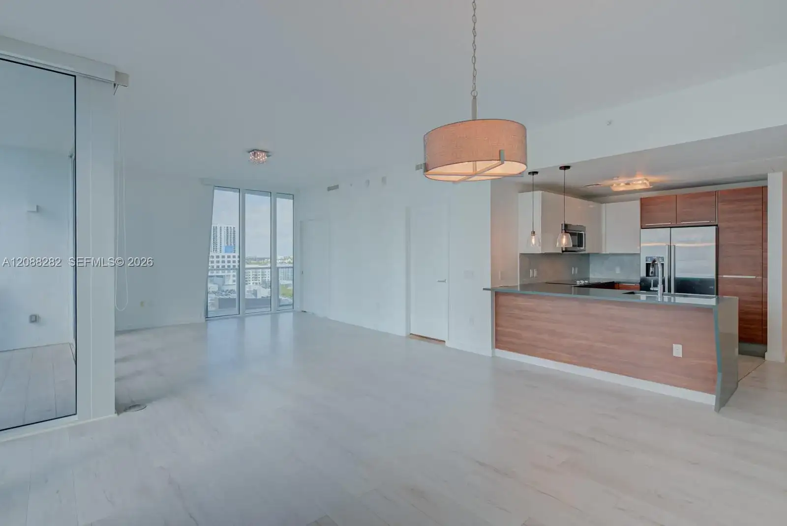601 NE 27th St # 1502, Miami FL 33137 photo 2