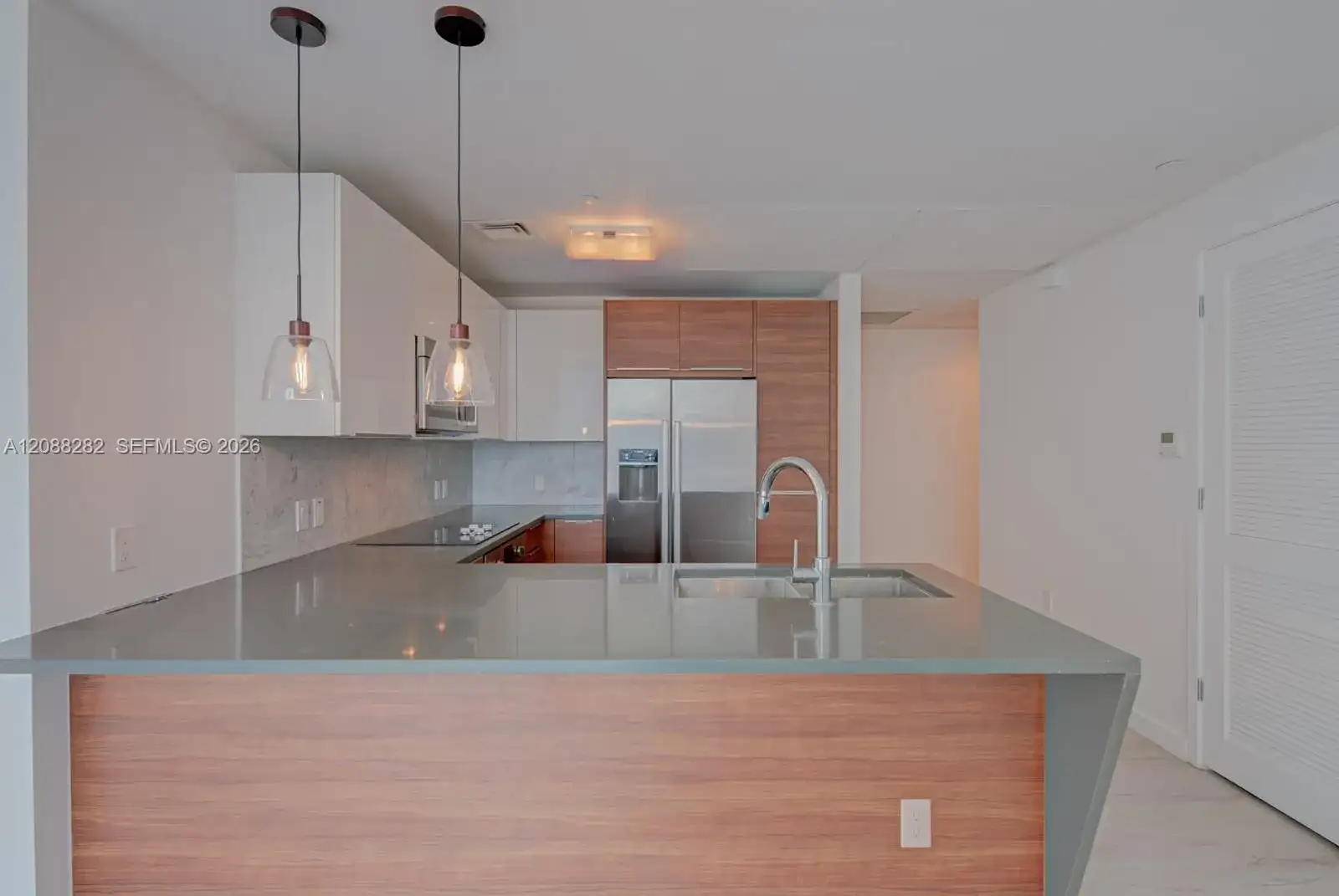 601 NE 27th St # 1502, Miami FL 33137 photo 3