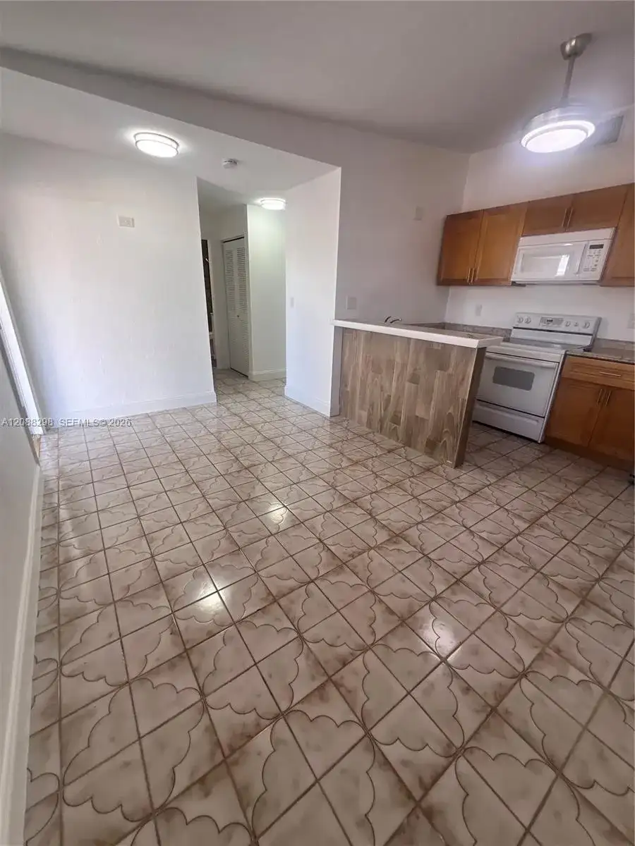 1615 SW 137th Pl # 1, Miami FL 33175 photo 5