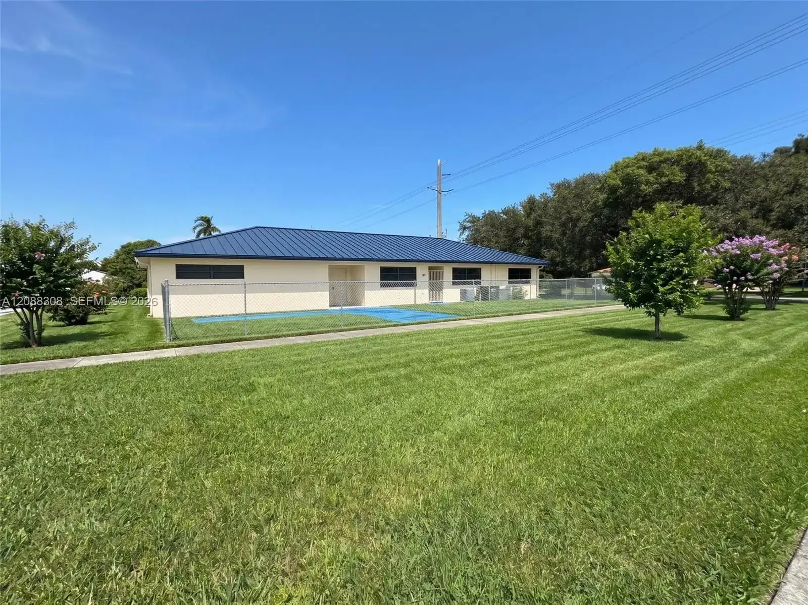 8700 NW 5th Ave, El Portal FL 33150 photo 5