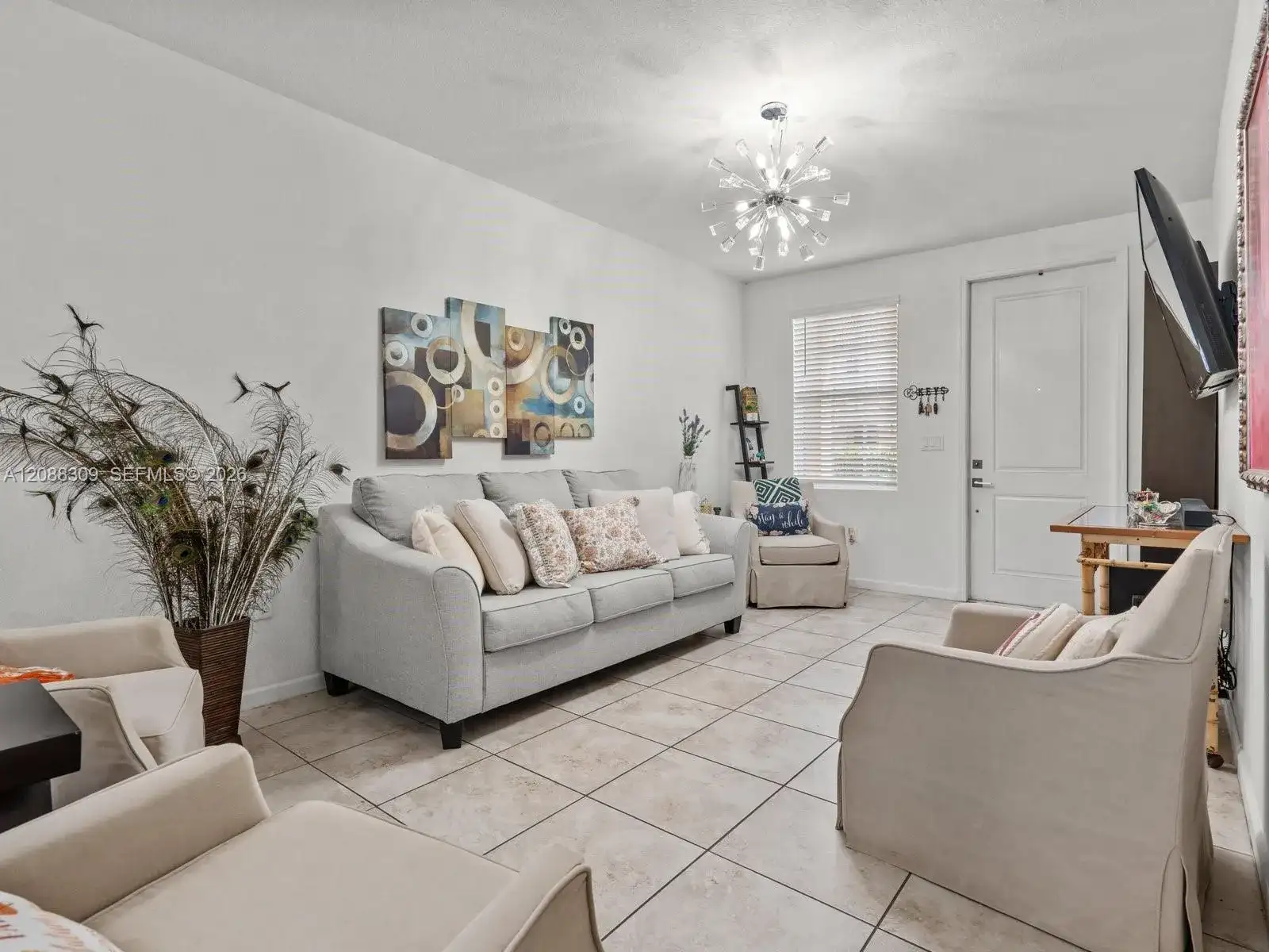 1386 SE 23rd Ter, Homestead FL 33035 photo 5