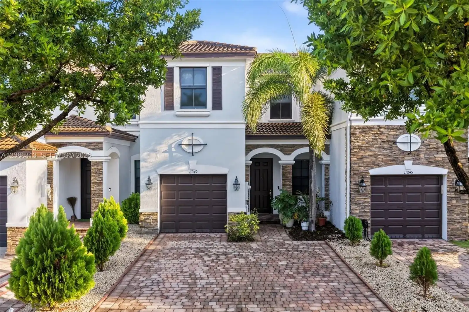 11249 NW 88th Ter, Doral FL 33178