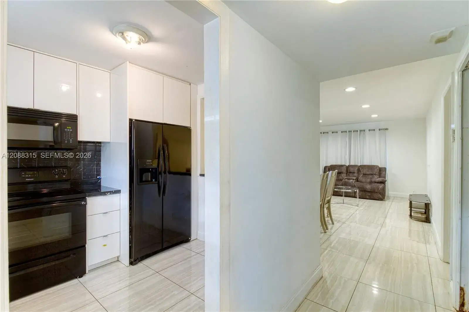 5160 SW 40th Ave # 4D, Dania Beach FL 33314 photo 2